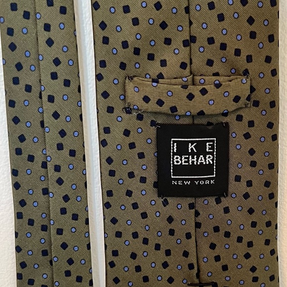 Ike Behar Tie - Picture 2 of 4